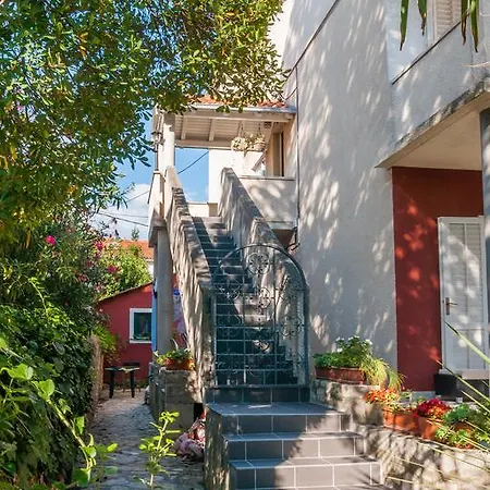 דירה Secret Garden