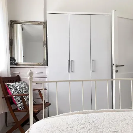 Secret Garden דירה זאדאר