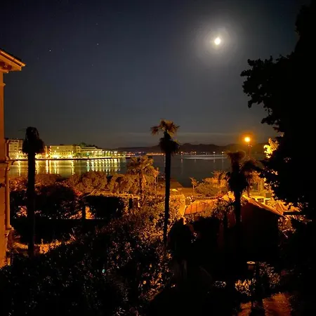 Secret Garden Διαμέρισμα